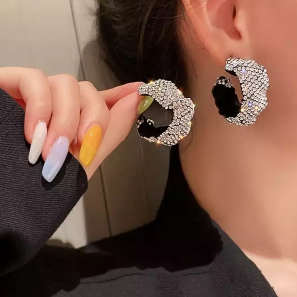 New luxury diamond earrings - Picture 1 of 4